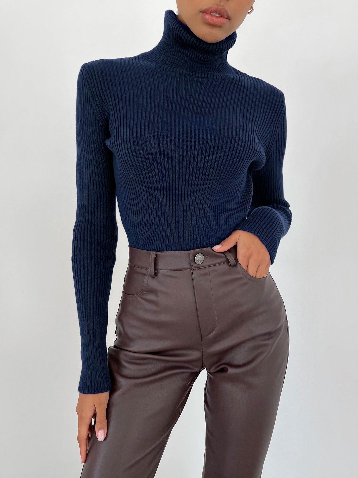Alvera - Kvinders klassiske højhalset sweater