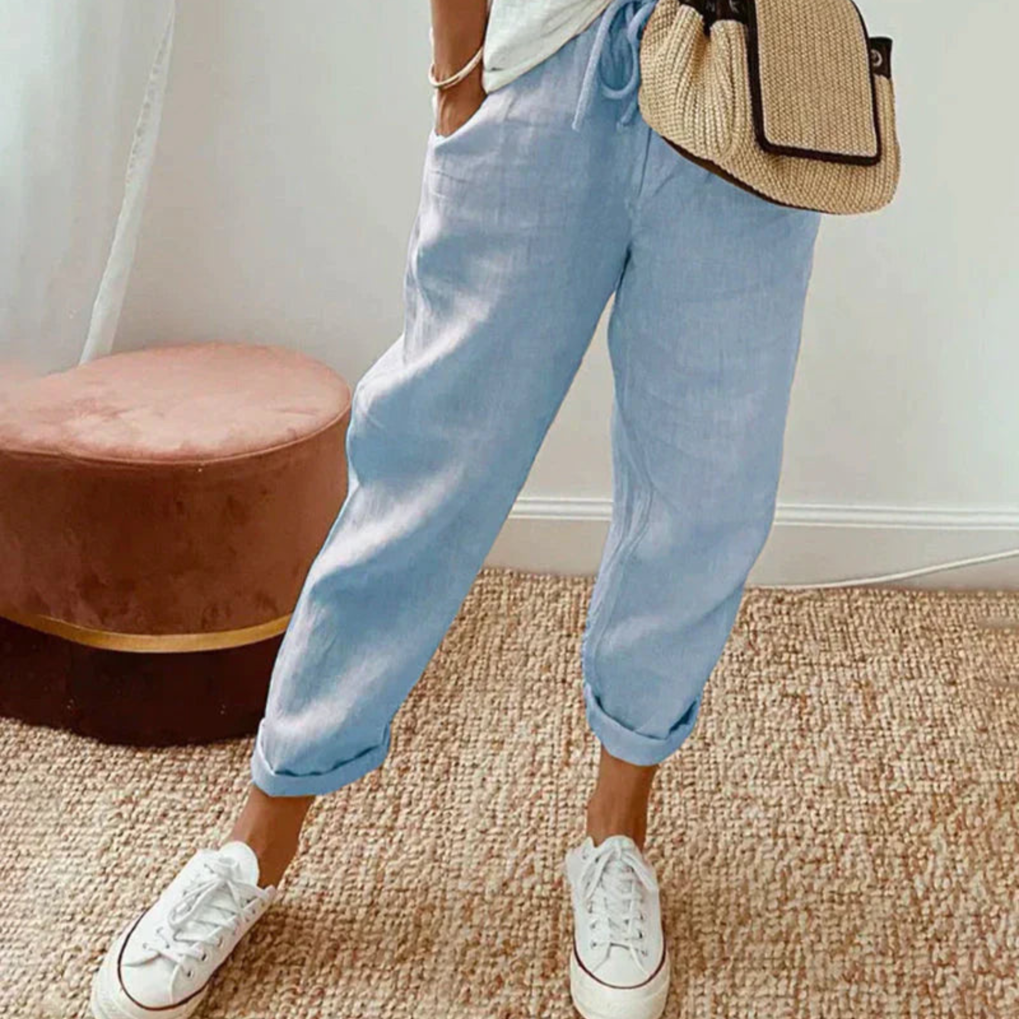 Laurynel - Pantaloni Trendy da Donna Taglio Slim