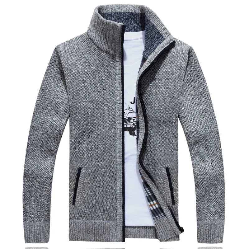 Thoran – Men’s Zip Sweater with Checked Lining