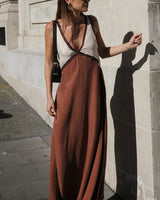 Lunévie - Contrast Flow Maxi Dress