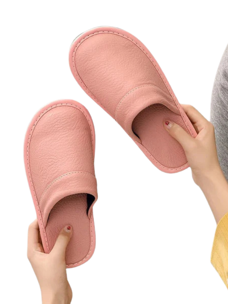 Nerio | Chinelos Masculinos | Pele Durável para Conforto Interior e Exterior