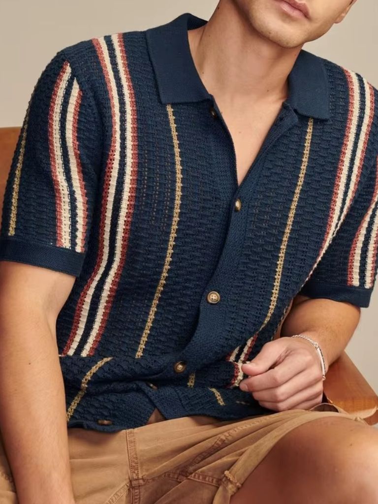 Amaro – Polo à rayures verticales avec boutons