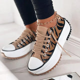 Γυναικεία Πλατφόρμα Sneakers με Μοντέρνο Σχέδιο και Ανθεκτικά Υλικά