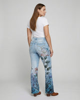 Elmirra - Jeans évasés pour femmes avec détail à quatre boutons