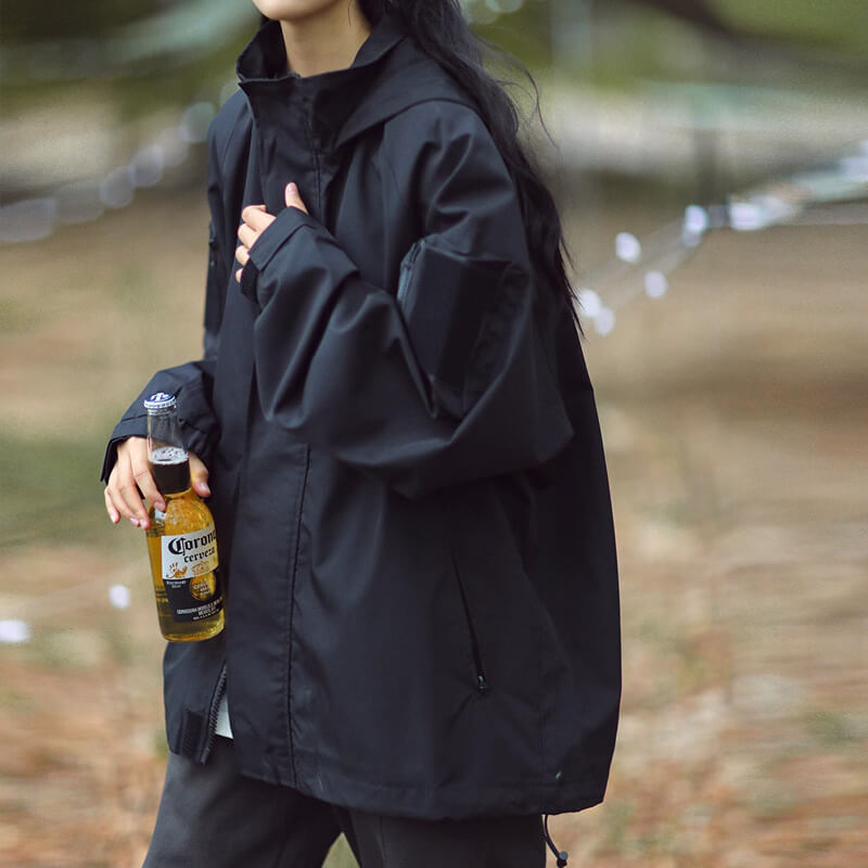 Lirena – Women’s Water-Repellent Windbreaker