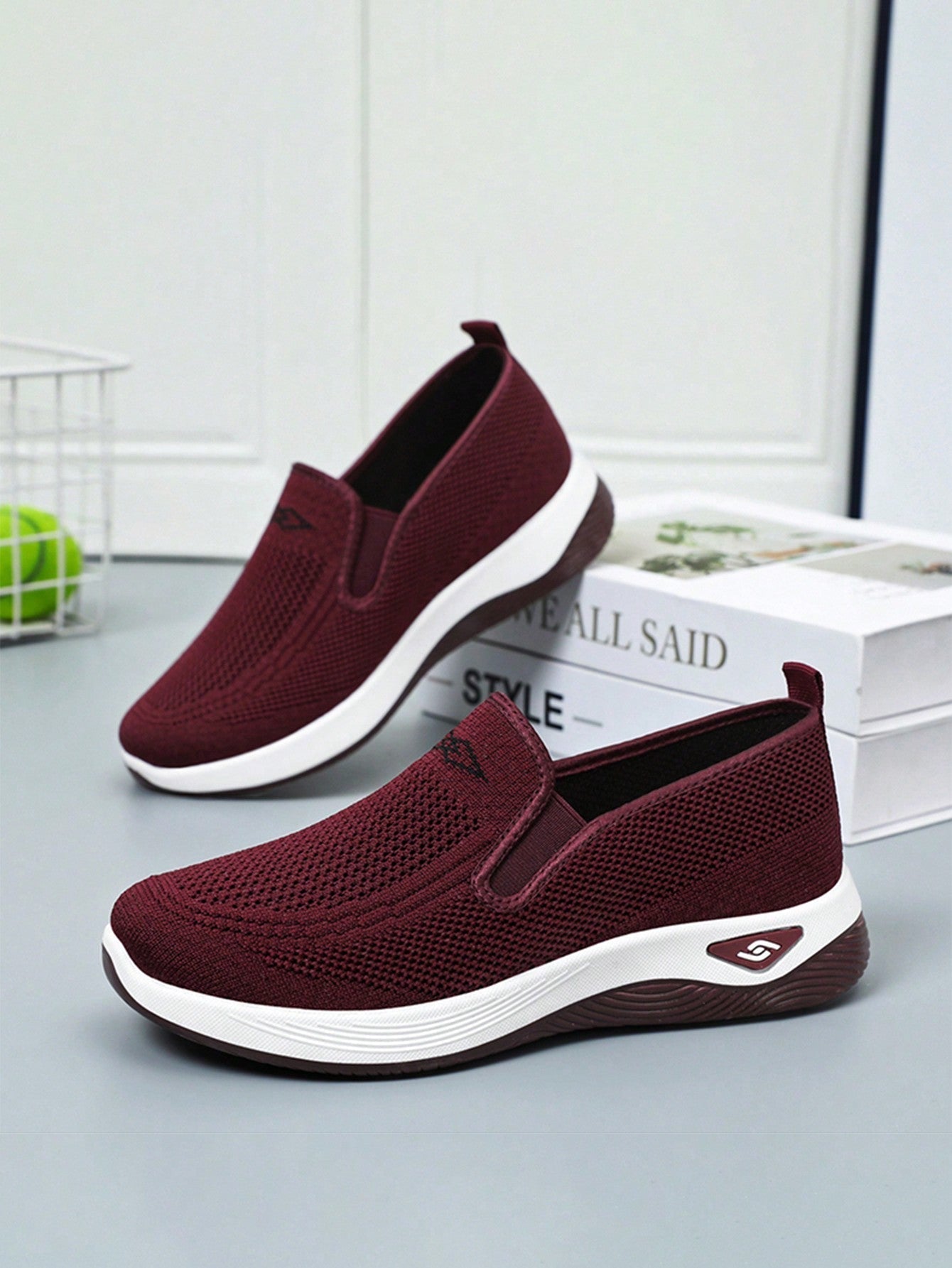 Alice - Chaussures décontractées à enfiler pour femmes, idéales pour la marche