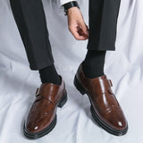 Męskie oksfordy z klamrą typu monk i ażurowaniem w stylu wingtip – styl formalny