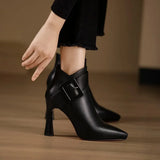 Cariza – Buckle Ankle Boots